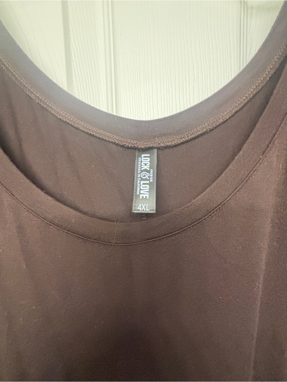 Look & Love Women’s Scoop Neck Tank Top - Brown